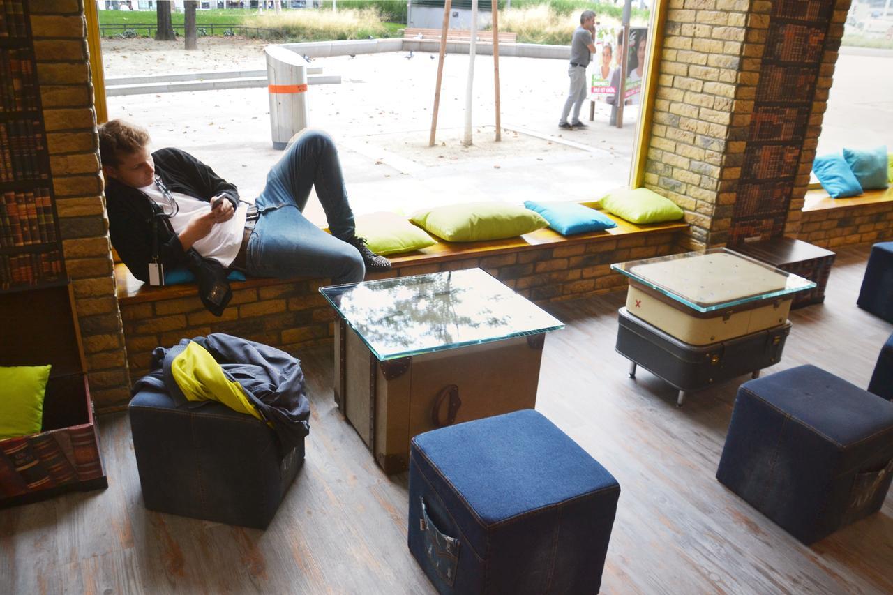 Do Step Inn Central - Self-Service-Hostel Vídeň Exteriér fotografie