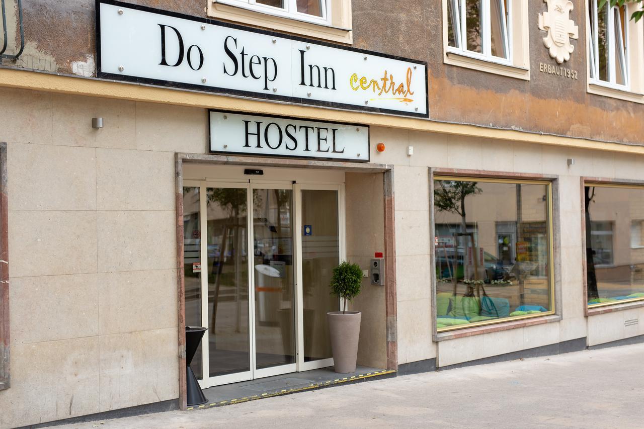 Do Step Inn Central - Self-Service-Hostel Vídeň Exteriér fotografie
